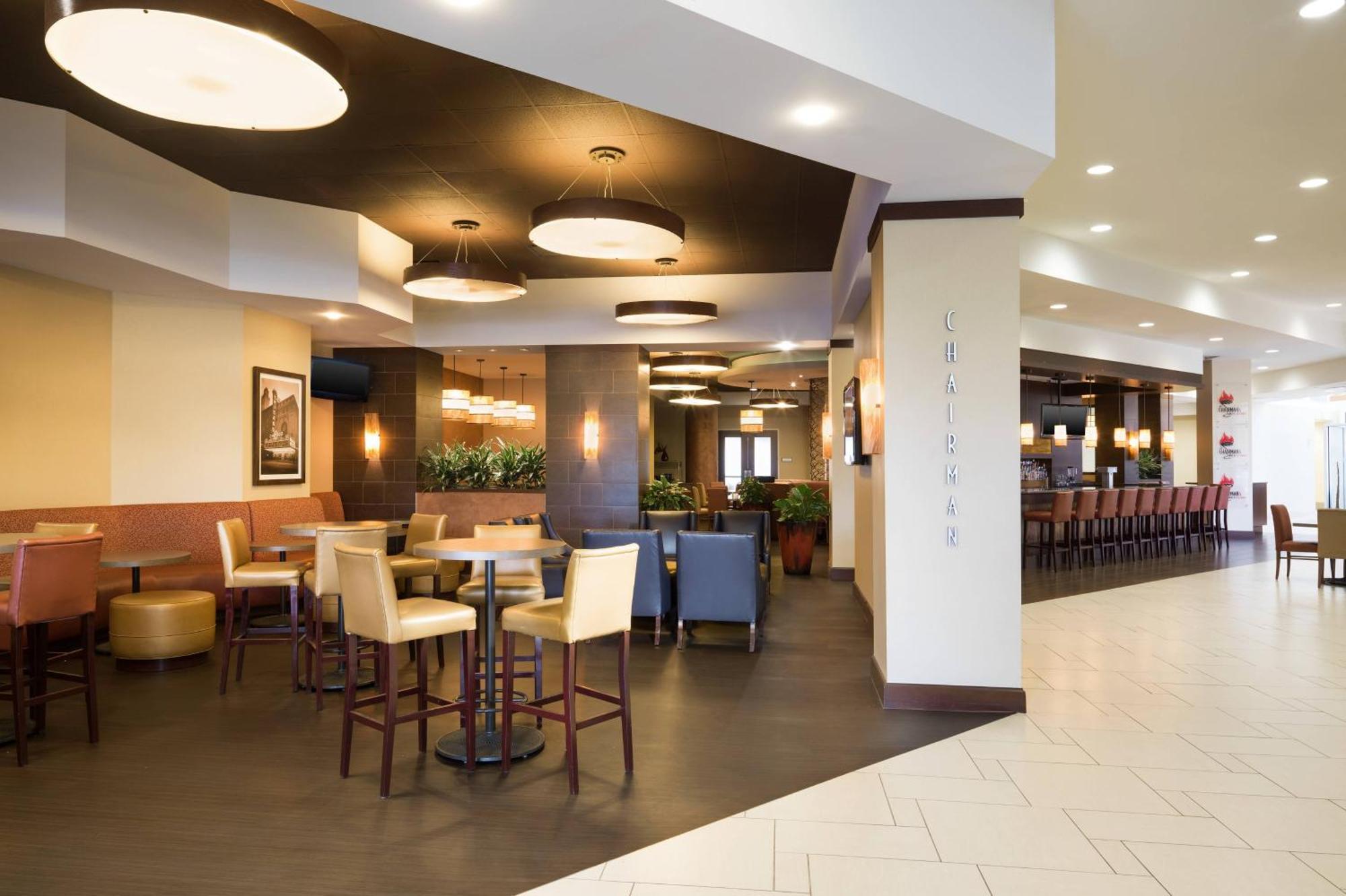 Sheraton Edison Exterior photo